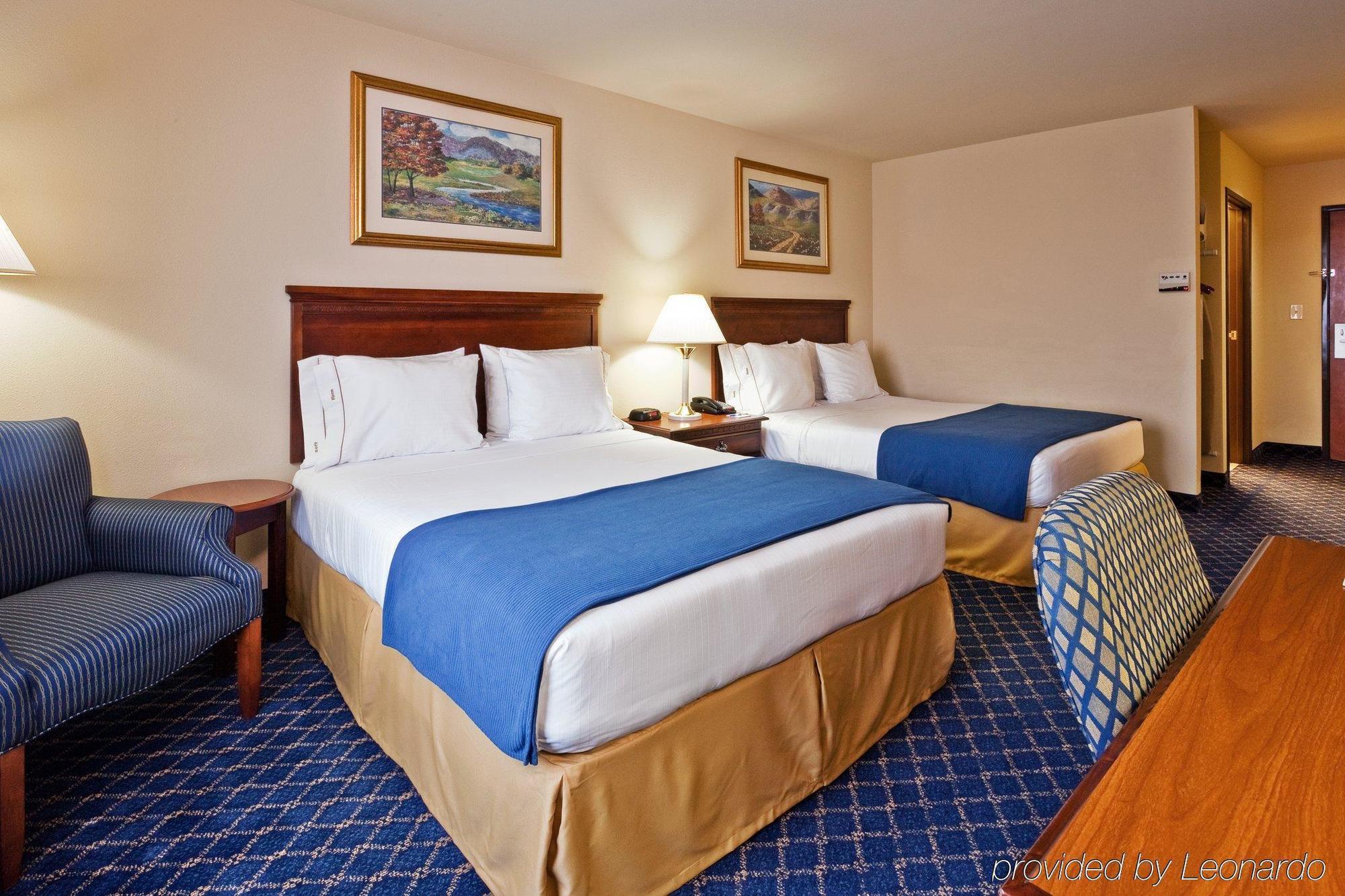 Holiday Inn Express Hotel & Suites Paragould By Ihg Rum bild